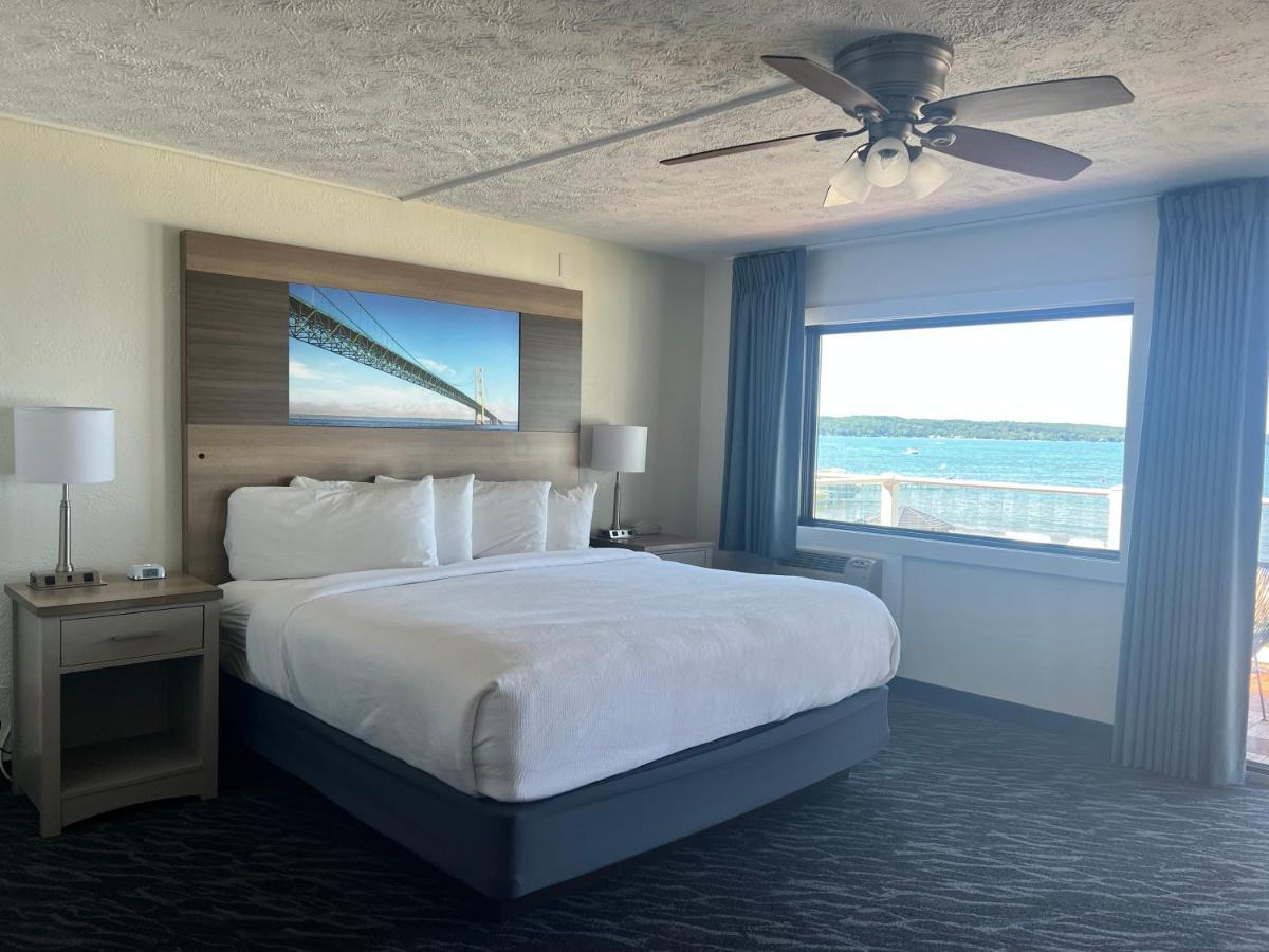 The Beach Haus - Traverse City Bagian luar foto