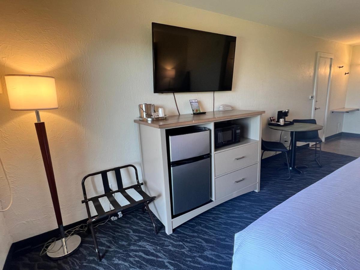 The Beach Haus - Traverse City Bagian luar foto